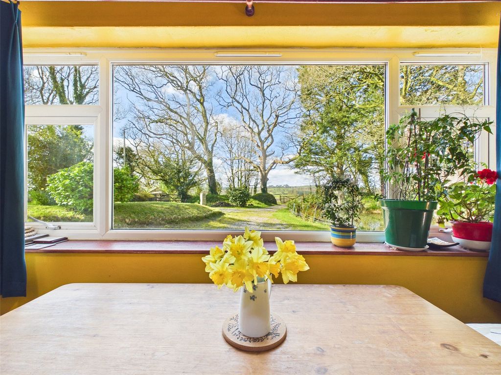 Property photo 3 of 27 Picture No. 05