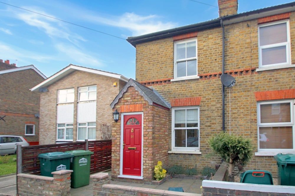 Property photo 1 of 7