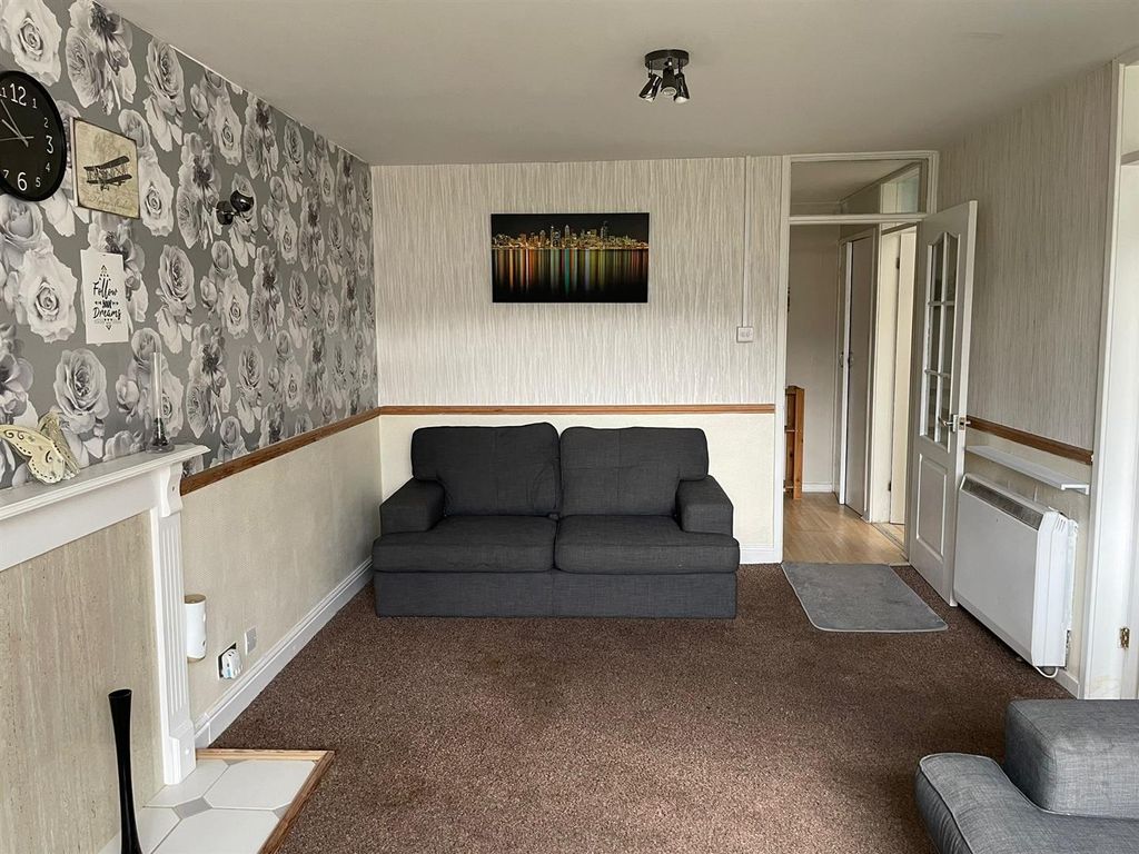 Property photo 1 of 12 7.Jpg