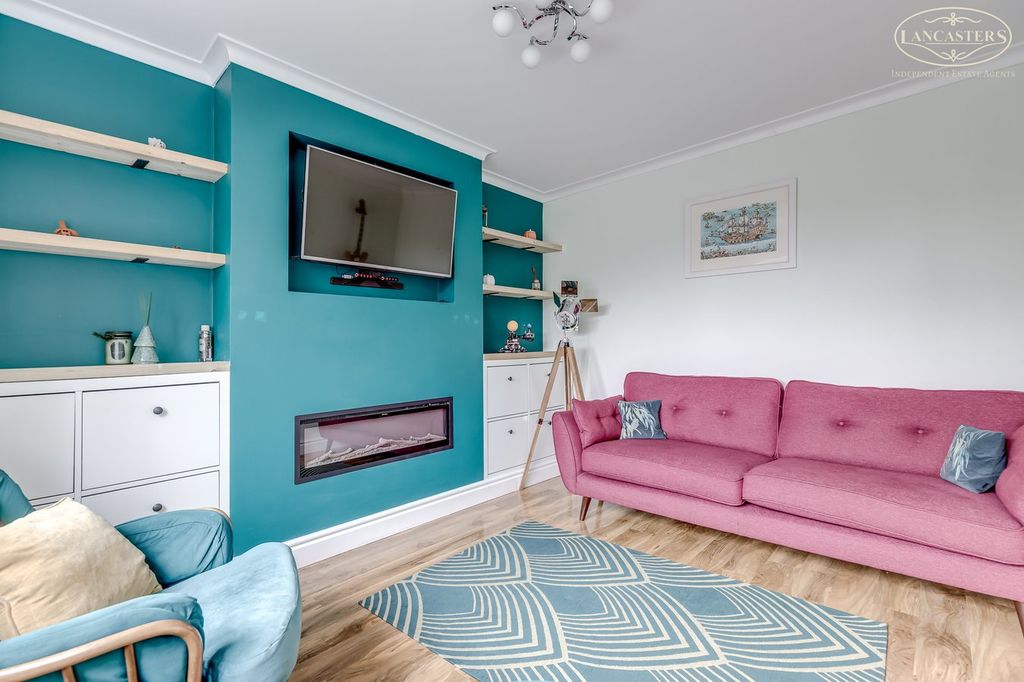 Property photo 3 of 24 Reception Room