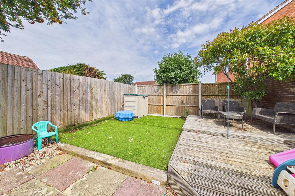 Property photo 3 of 14