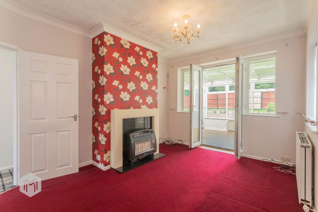 Property photo 2 of 25