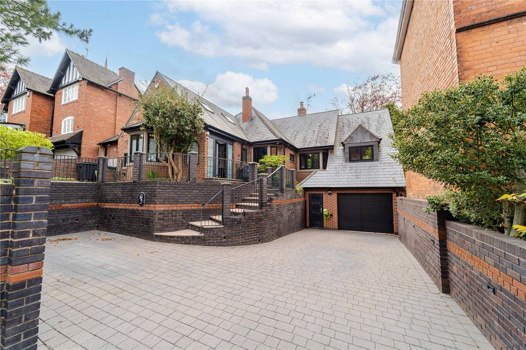 Property photo 1 of 97 Picture No. 30