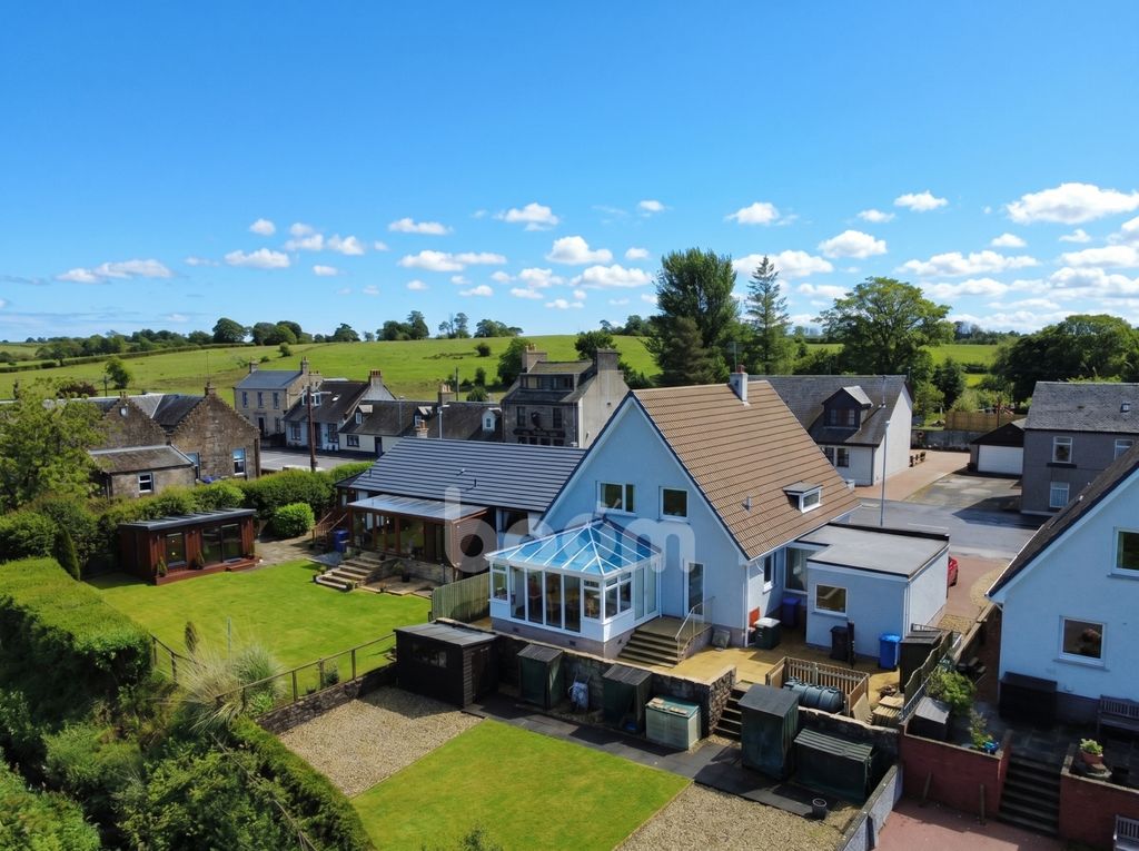 Property photo 2 of 32 Main Road, Gateside Drone Shot