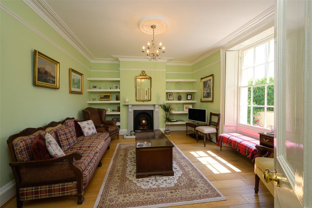 Property photo 2 of 15 Picture No. 02