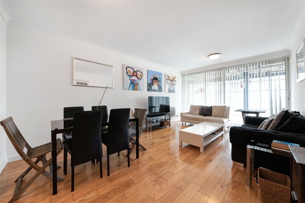 Property photo 3 of 21 Picture No. 34