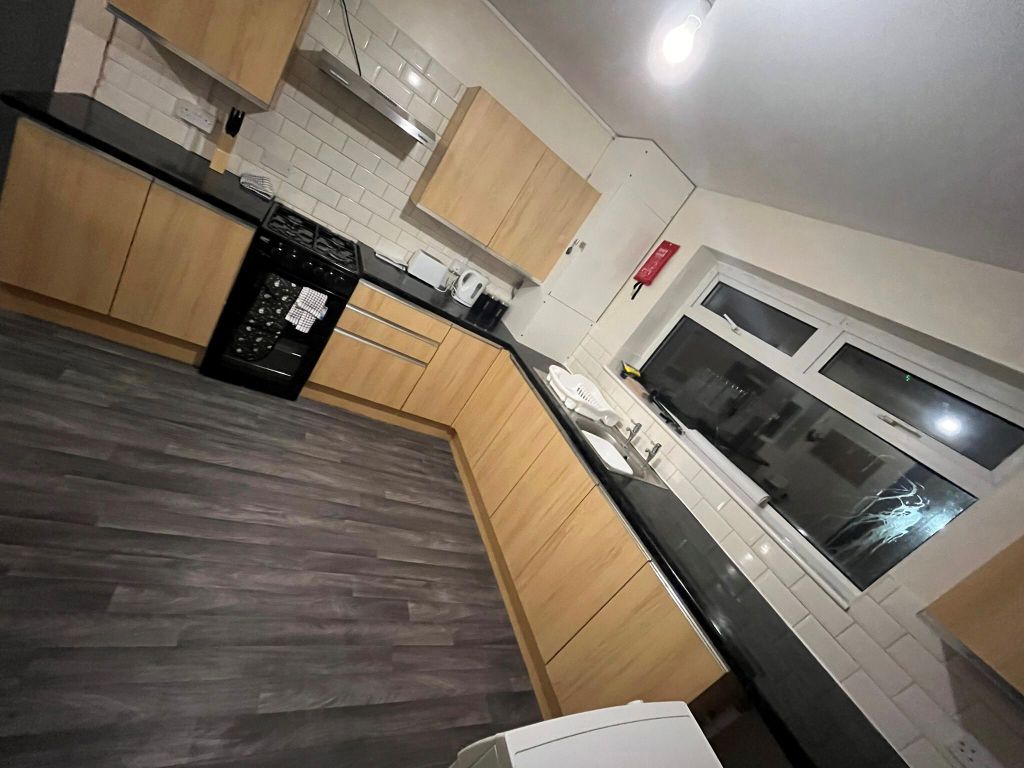 Property photo 2 of 4