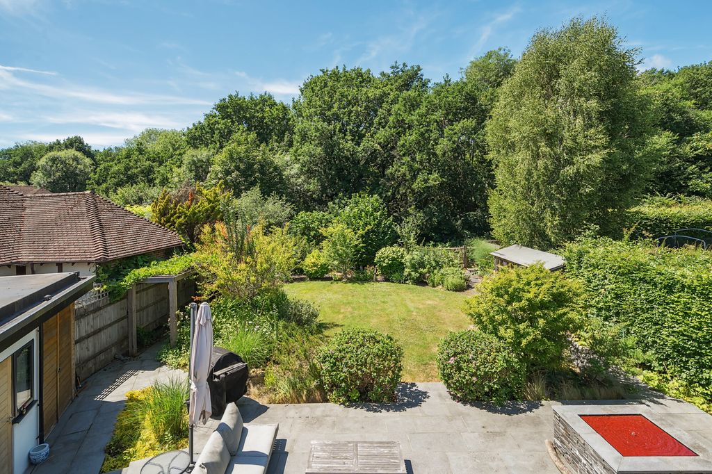 Property photo 2 of 15