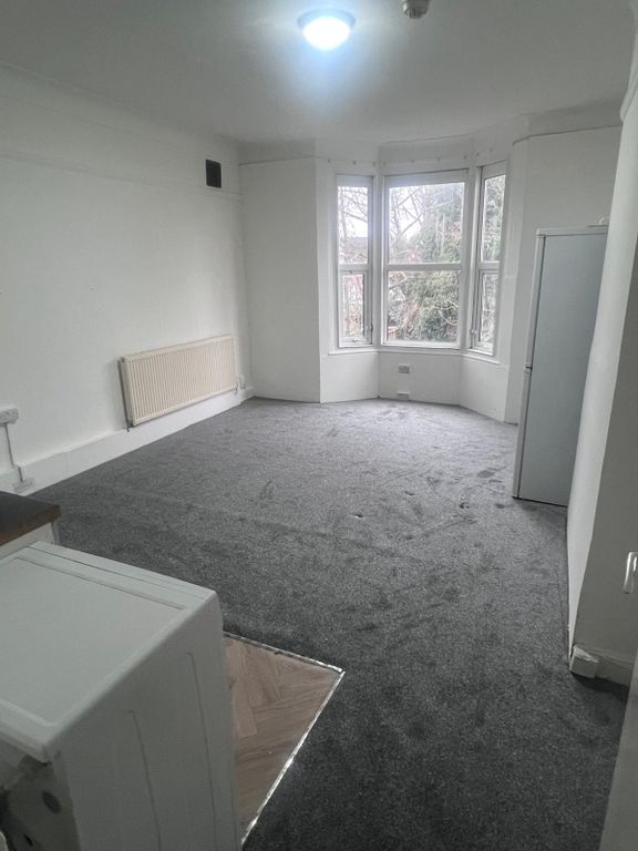 Property photo 1 of 4