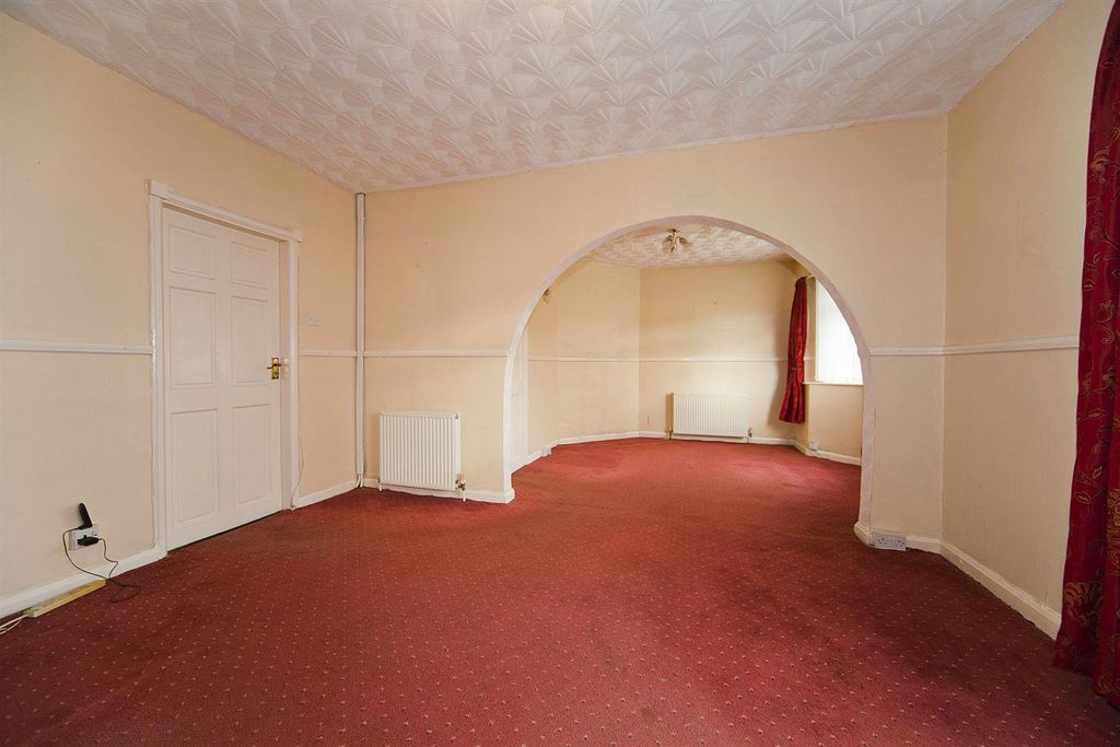 Property photo 3 of 22