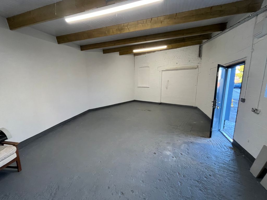 Property photo 3 of 3