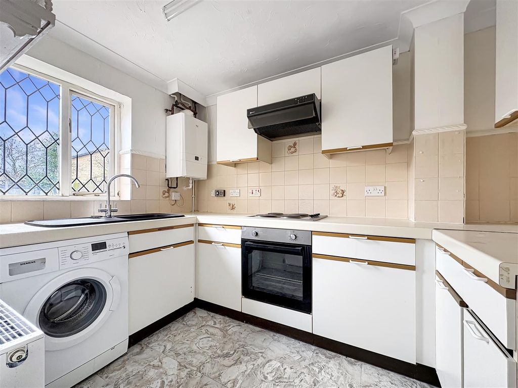 Property photo 3 of 11 4094c79Ec73c31535E0c56165c88952236703d35.Jpg