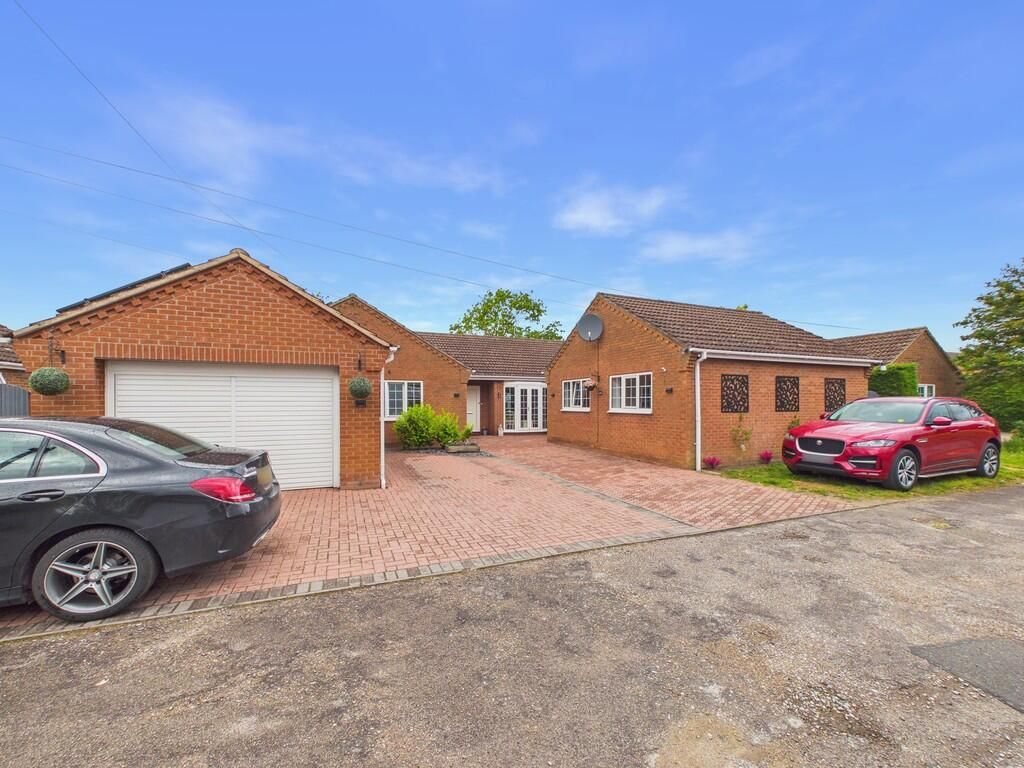Property photo 2 of 25
