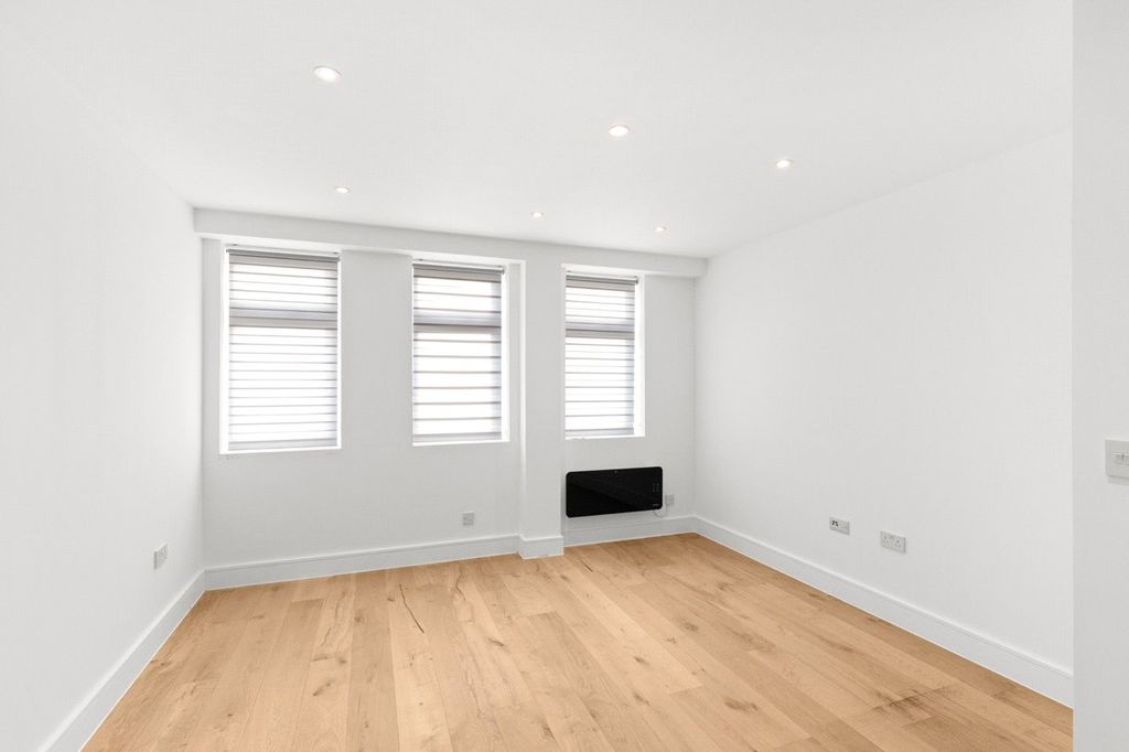 Property photo 3 of 10 Picture No. 03