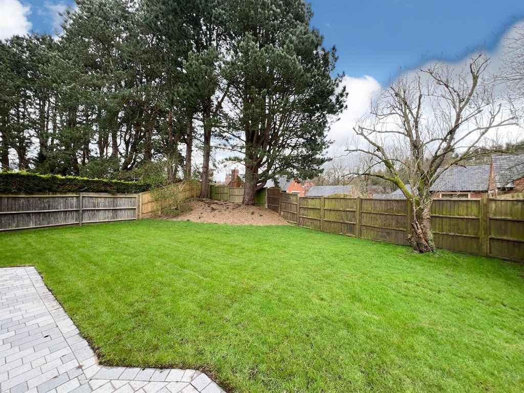 Property photo 3 of 29