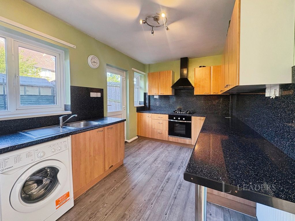 Property photo 3 of 10 Pbox-Img.Jpg