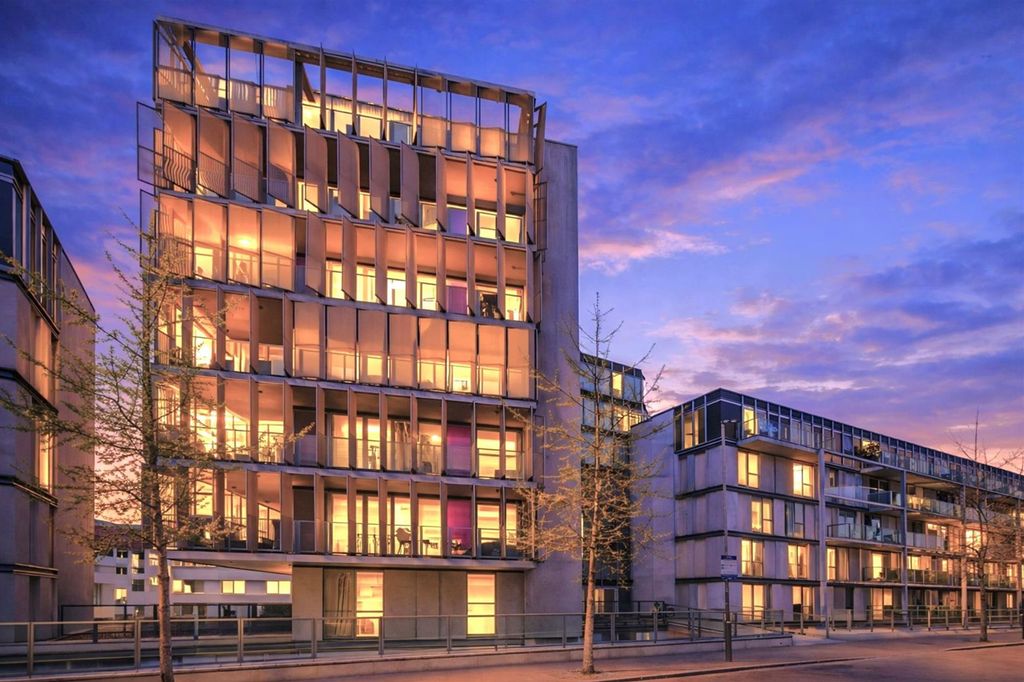 Property photo 1 of 9