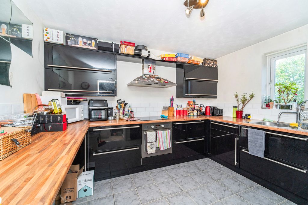 Property photo 1 of 10 Pbox-Img.Jpg