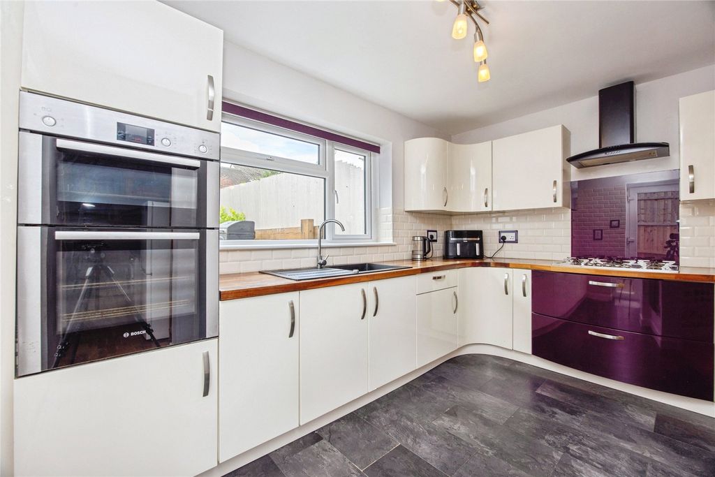 Property photo 2 of 18 Picture No. 07