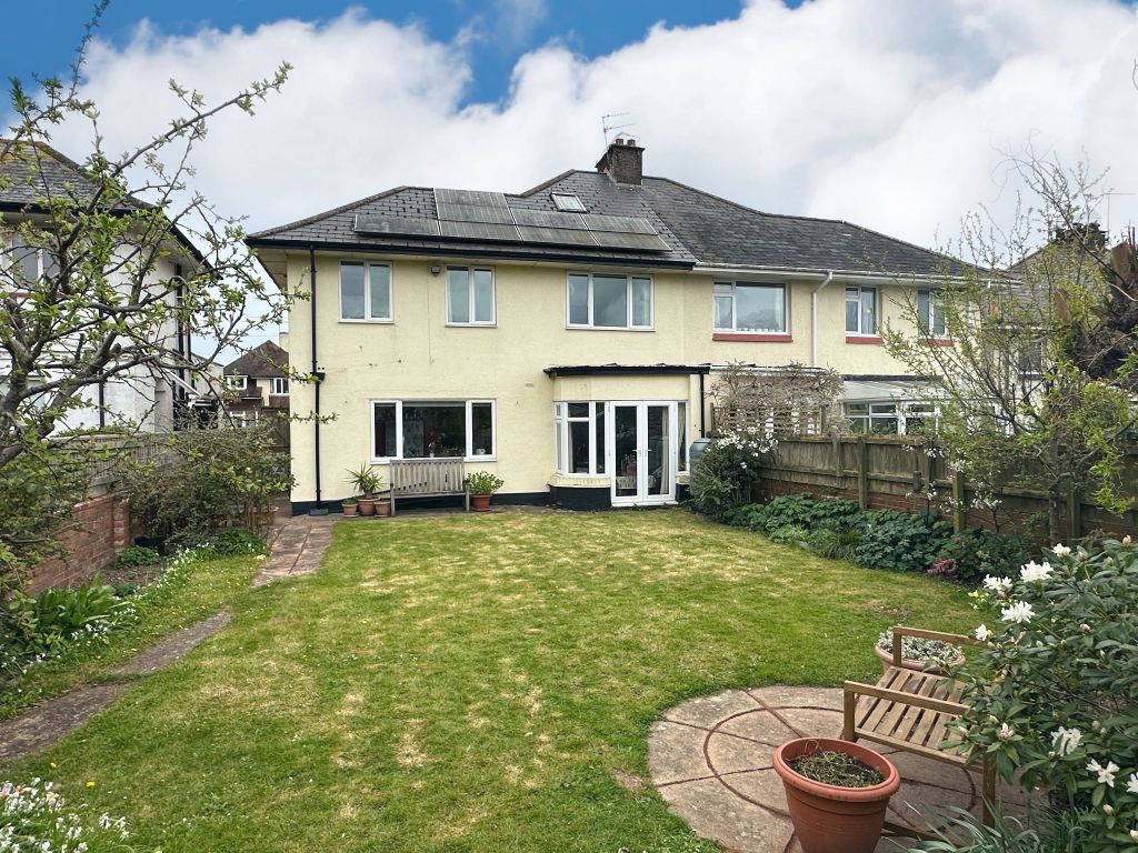 Property photo 2 of 20