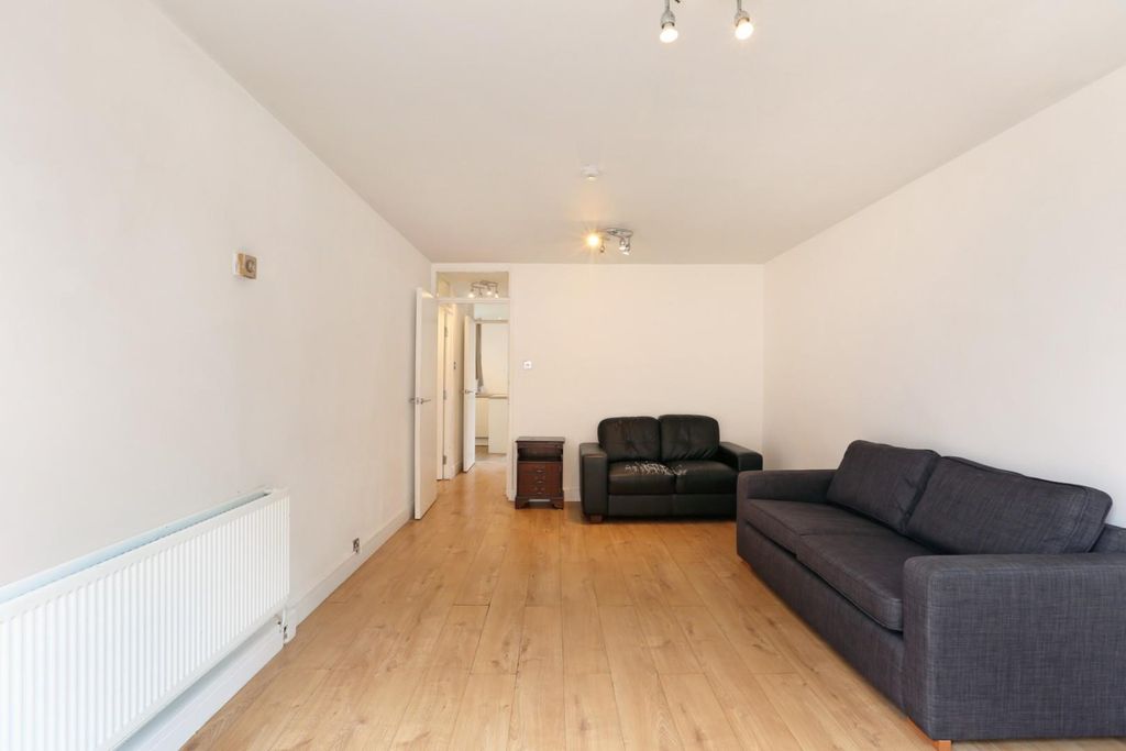 Property photo 2 of 14 Ach_7404 (2).Jpg
