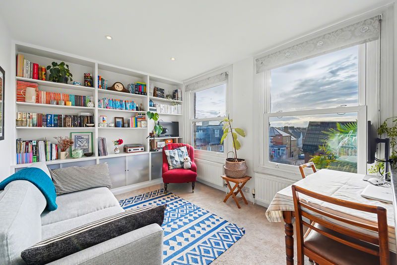 Property photo 1 of 10 Photo 11