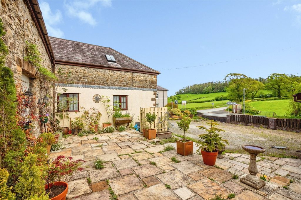 Property photo 3 of 42 Picture No. 31