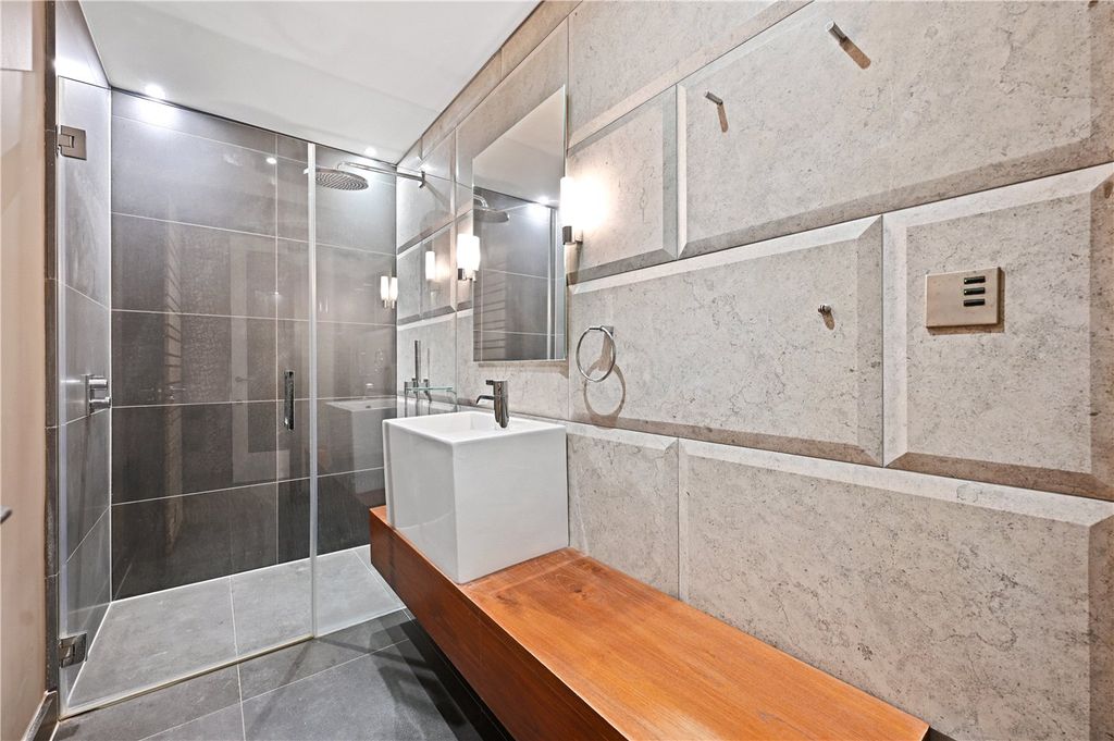 Additional image 25 of 7 bed detached house to rentAddison Road, Kensington, London W14