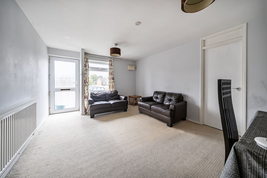Property photo 2 of 16 Reception Room