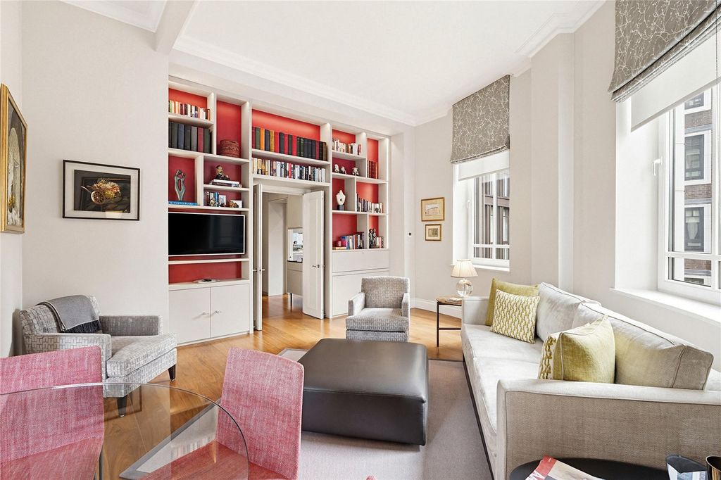 Property photo 3 of 21 Reception Room