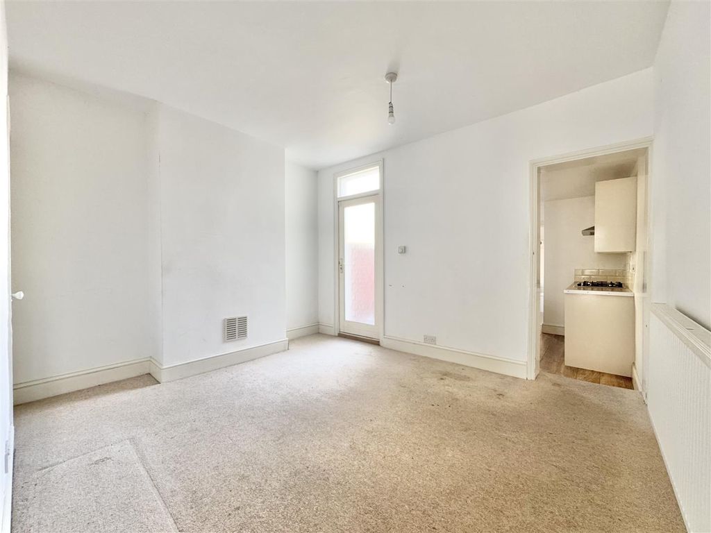 Property photo 3 of 10 Img_9709.Jpg