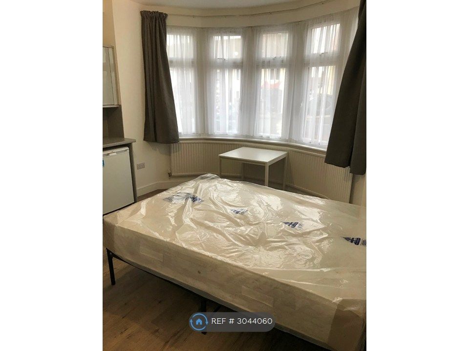 Property photo 2 of 6