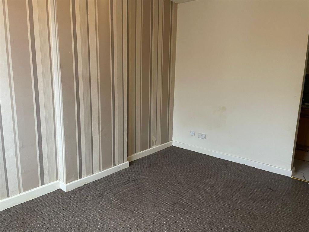 Property photo 3 of 9 1674836061789.Jpg