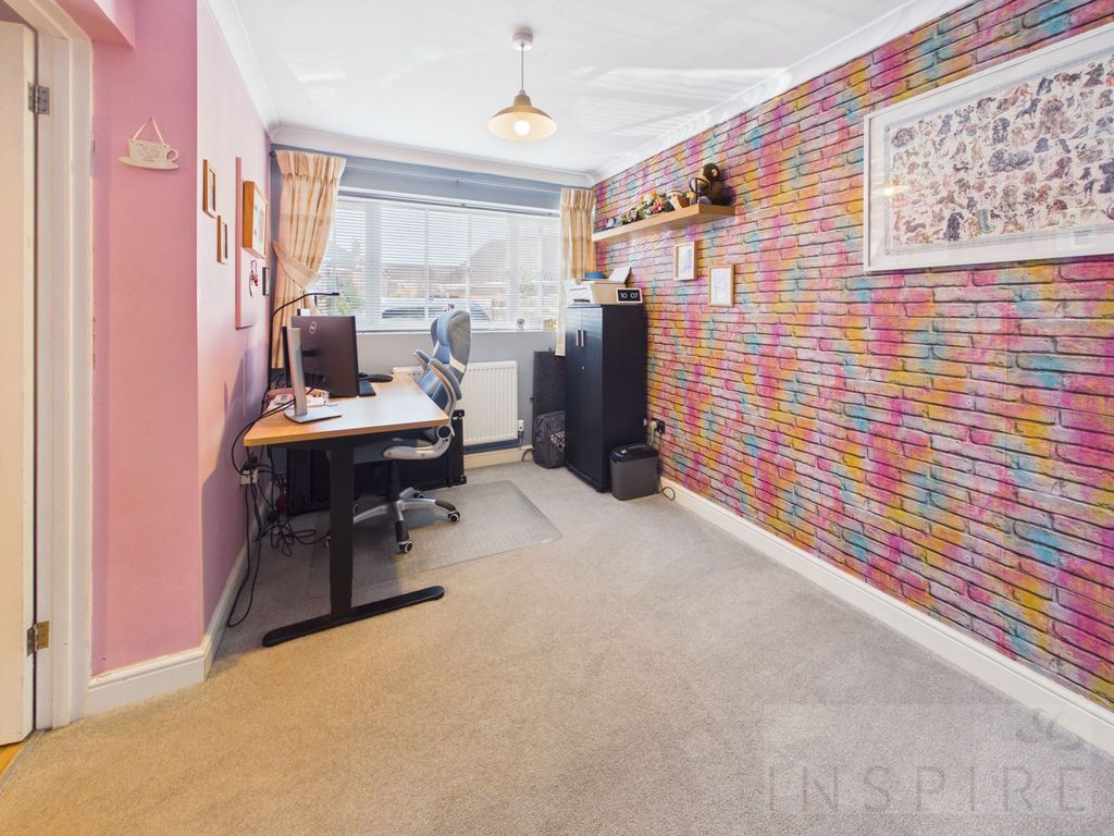 Property photo 3 of 23