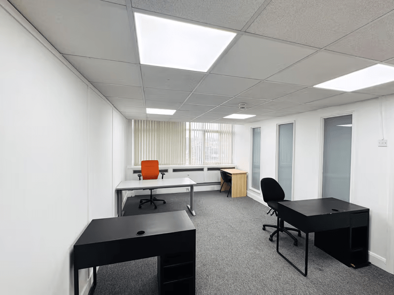 Property photo 1 of 6