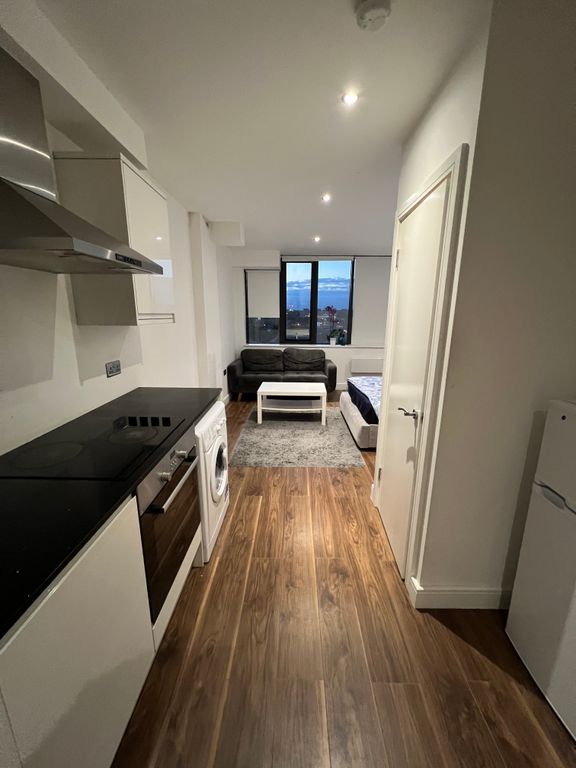 Property photo 1 of 5