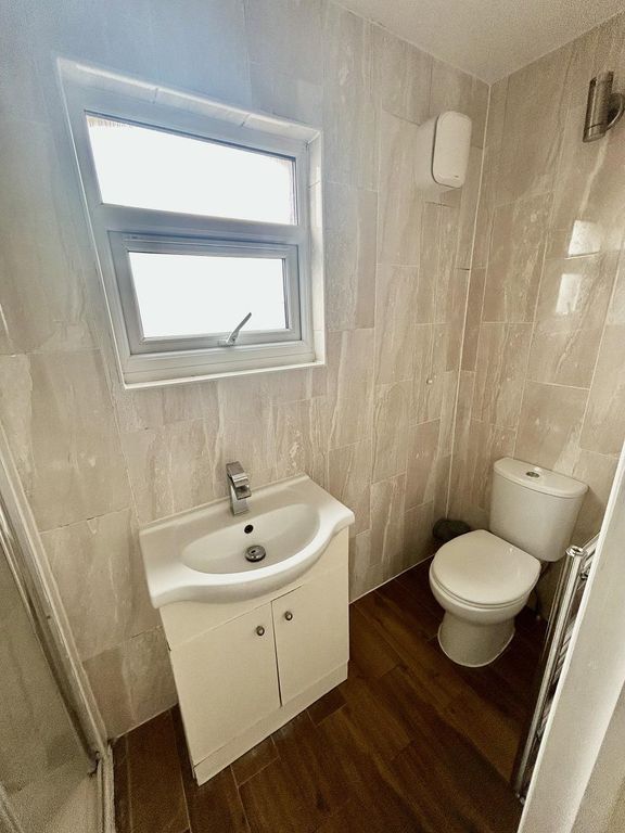 Property photo 3 of 3