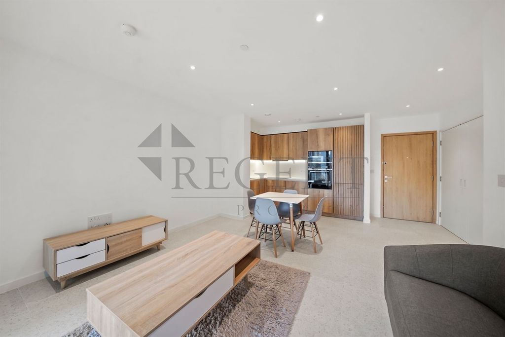 Property photo 1 of 15 Open Plan
