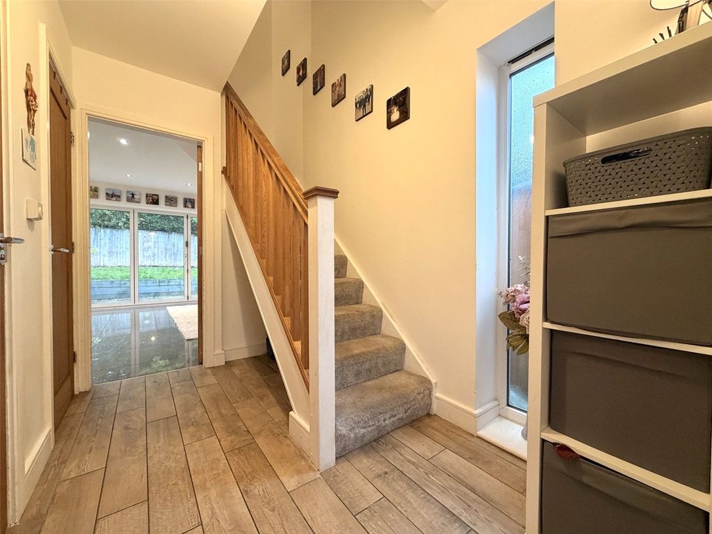 Property photo 3 of 32 Hallway