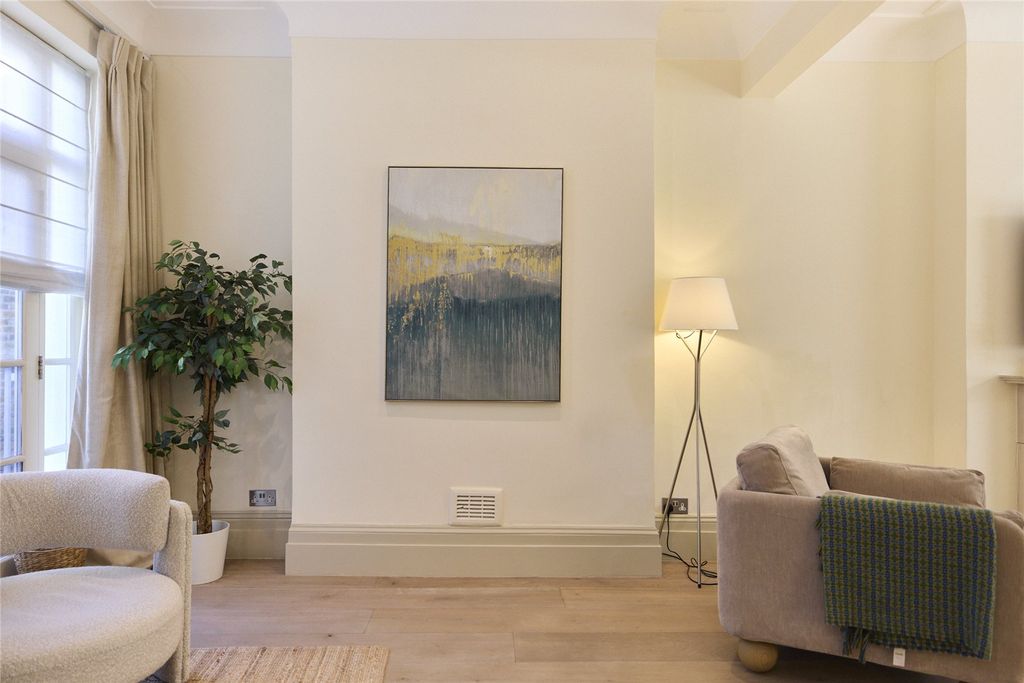Property photo 3 of 43 Reception Room