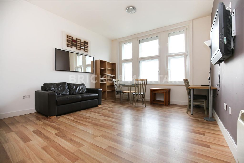 Property photo 1 of 7 Slvvtwjbopzxkyjbpyta_Rke-LI.Jpg