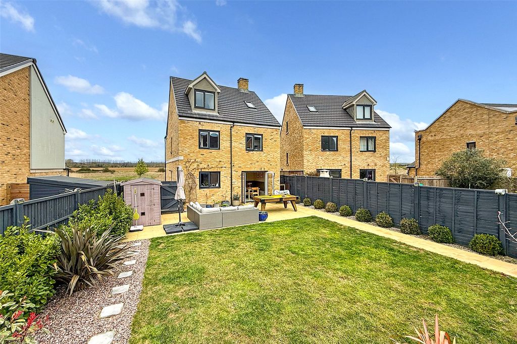 Property photo 2 of 20 Picture No. 19