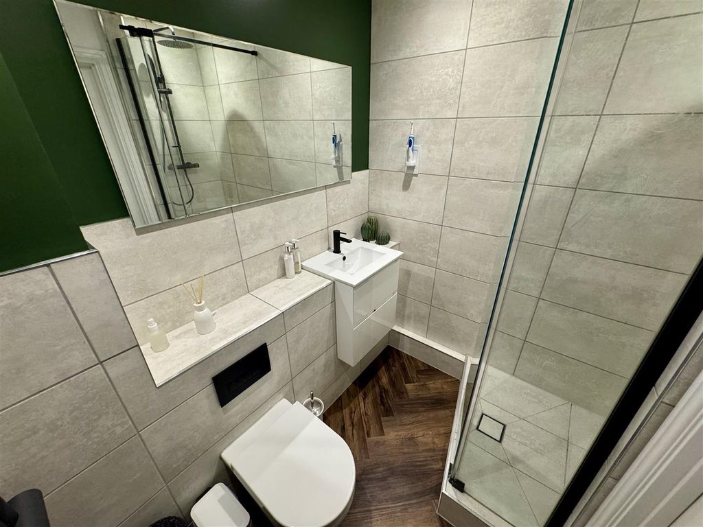 Property photo 2 of 17 15 Lbr 3.Jpg