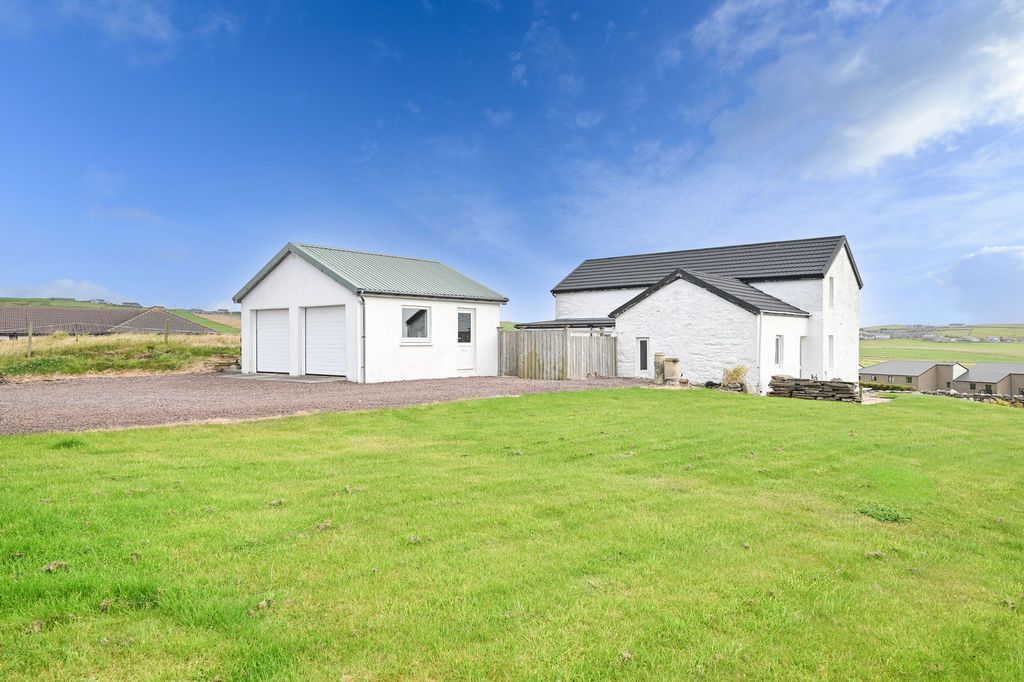 Property photo 2 of 41