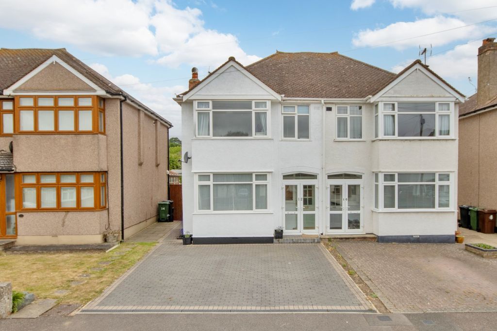 Property photo 1 of 15 External