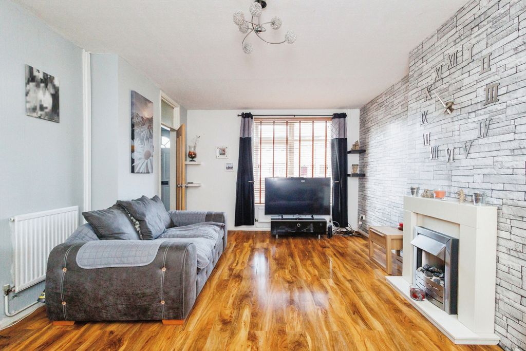 Property photo 2 of 15