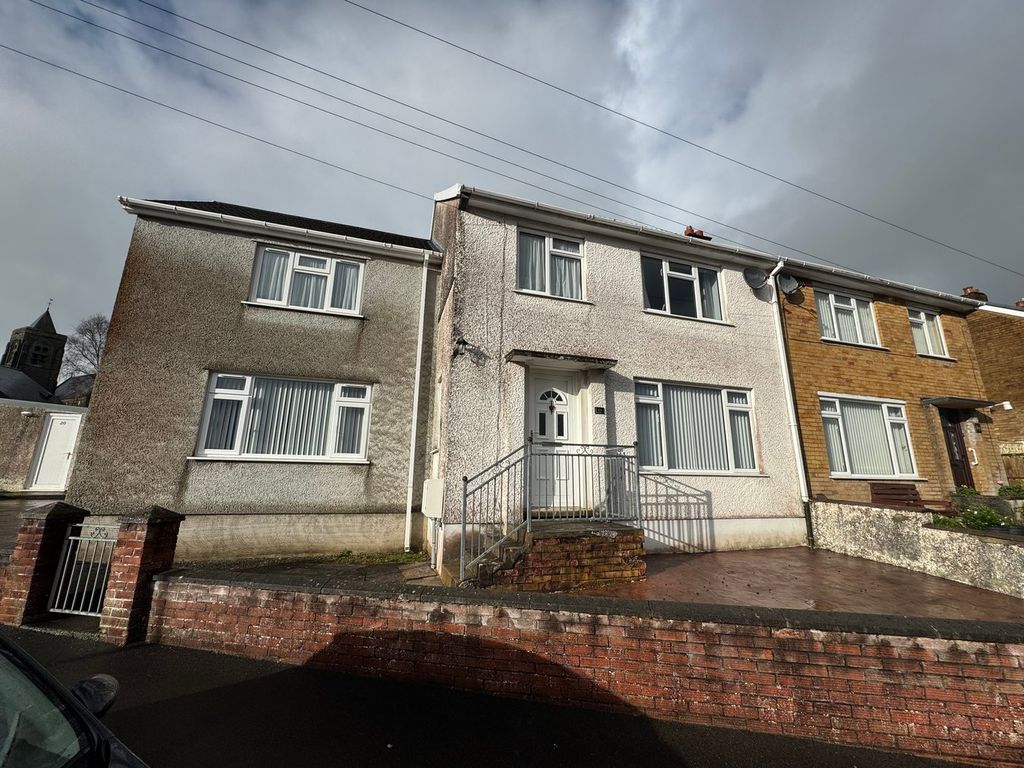 Property photo 1 of 22