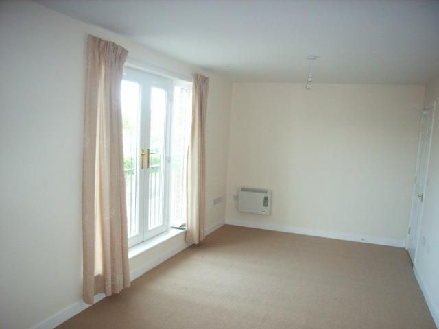 Property photo 2 of 4 P1049 Lounge.Jpg