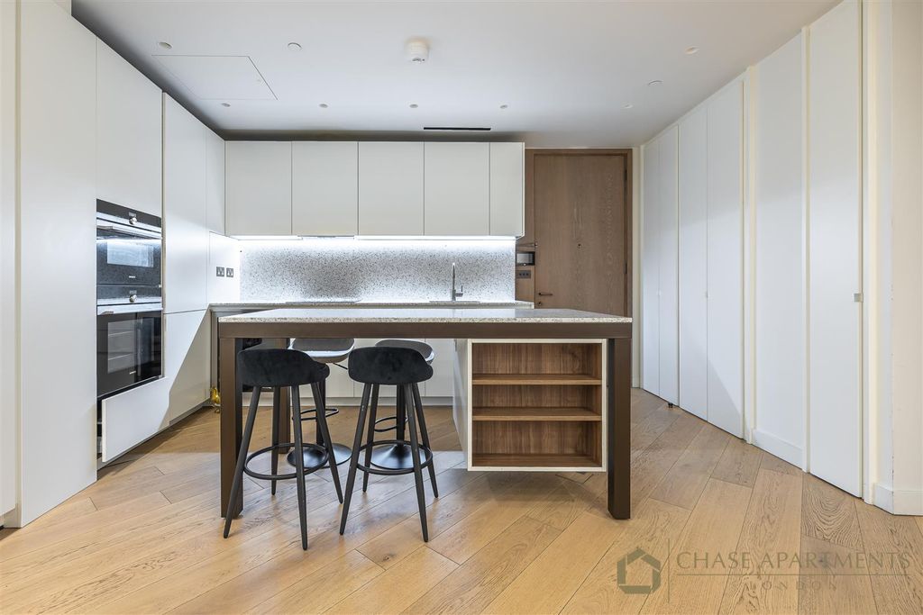 Property photo 3 of 12 Living-Room-Televisioncenter-Wood-Crescent-W12-Jpg