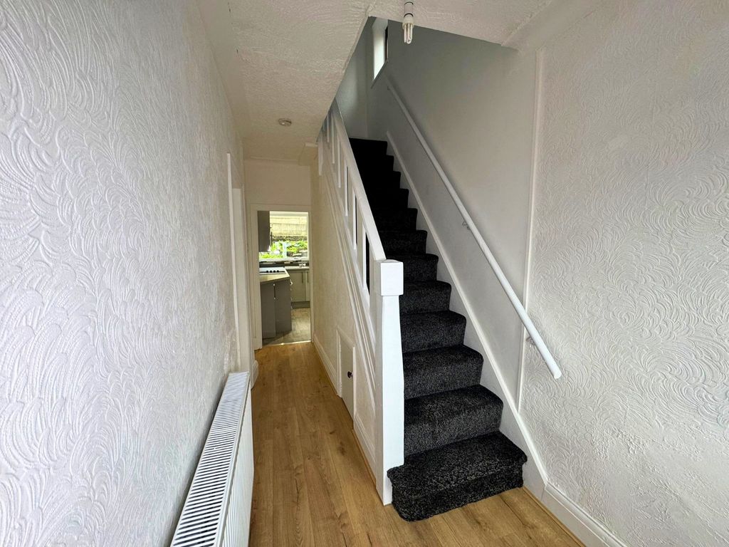Additional image 4 of 3 bed semi-detached house to rentWigan WN1